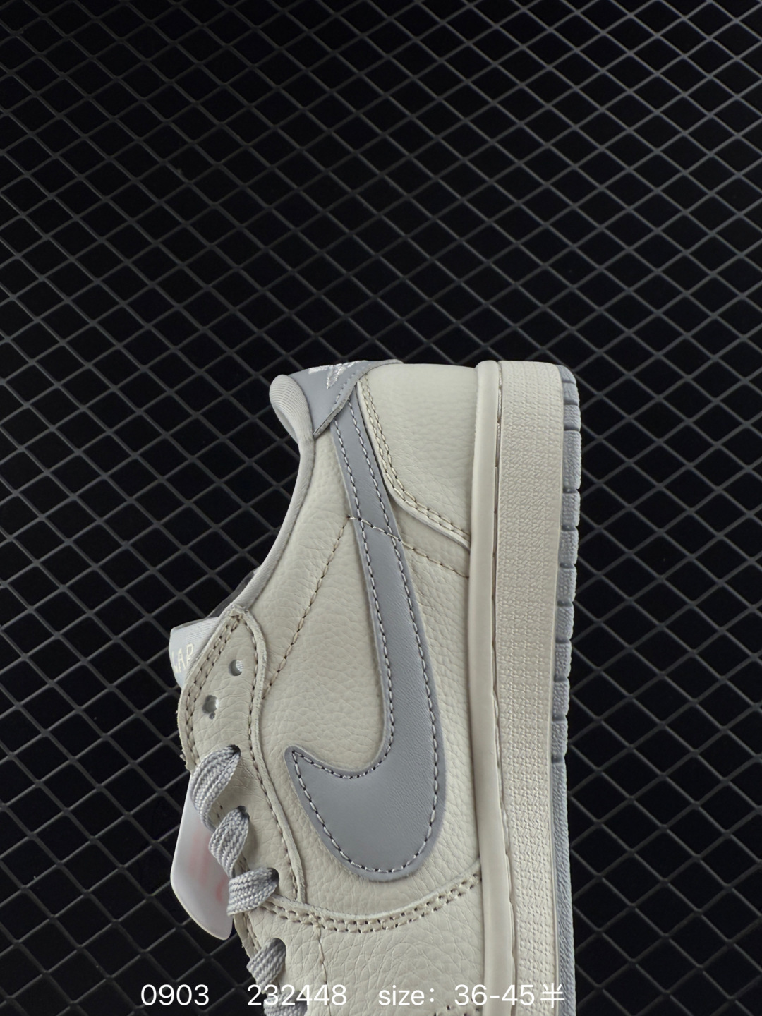 Travis Scott x Air Jordan 1 ” Reverse Mocha “